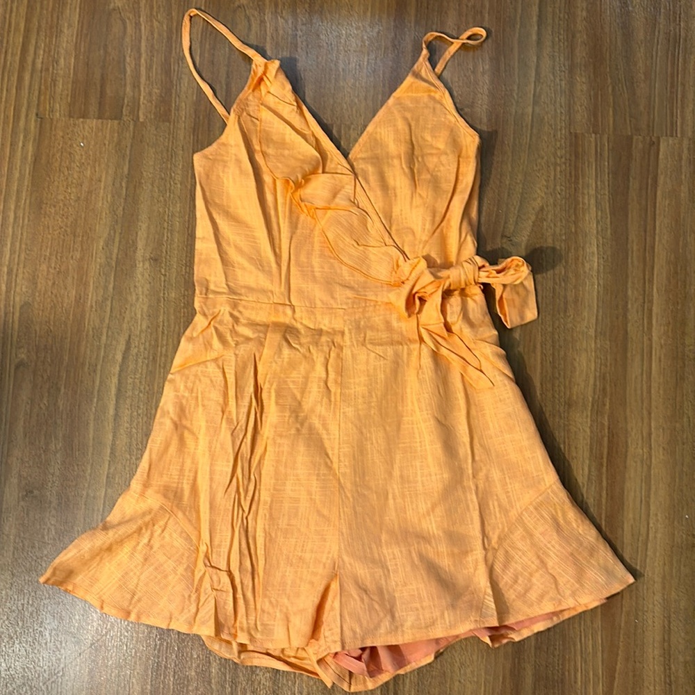 NWOT Pink Lily orange romper